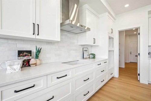 98 Creekstone Place Sw, Calgary, AB - Indoor Photo Showing Kitchen