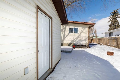 17 George Crescent, Red Deer, AB - Outdoor With Exterior