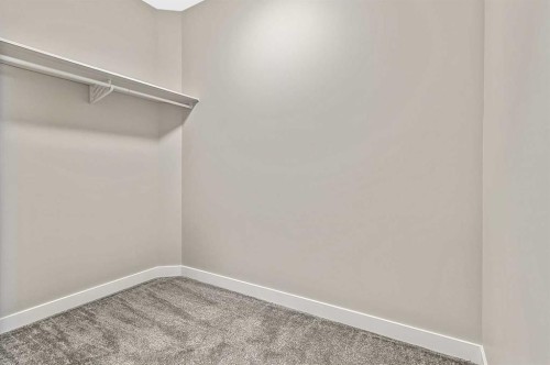 405-97 Station Drive, Sylvan Lake, AB - Indoor Photo Showing Other Room