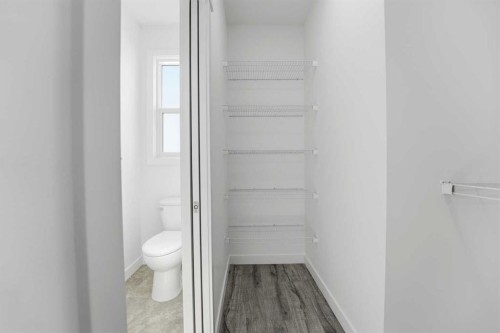 4240 Bauman Way, Innisfail, AB - Indoor Photo Showing Other Room