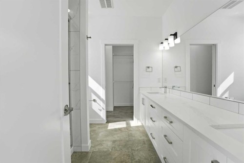 4240 Bauman Way, Innisfail, AB - Indoor