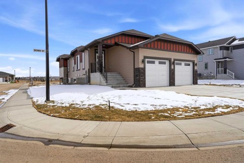 4240 Bauman Way, Innisfail, AB - Outdoor