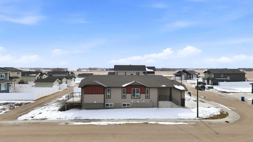 4240 Bauman Way, Innisfail, AB - Outdoor