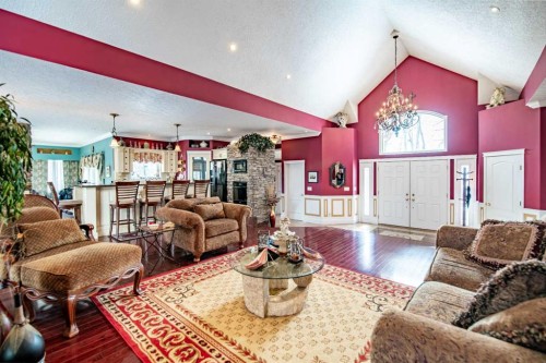 295 Jarvis Glen Close, Jarvis Bay, AB - Indoor Photo Showing Living Room