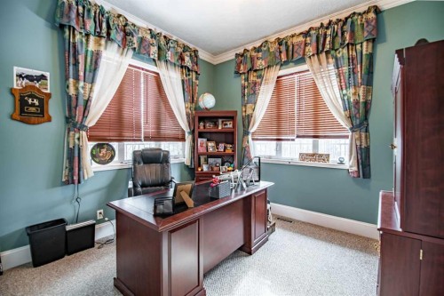 295 Jarvis Glen Close, Jarvis Bay, AB - Indoor Photo Showing Office