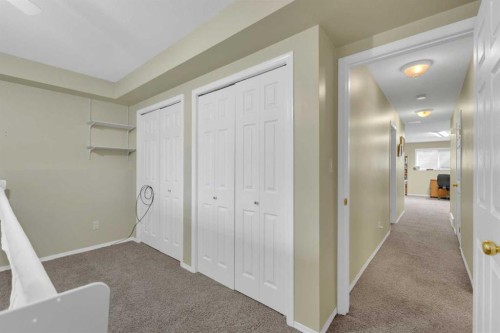 B-3621 51 Avenue, Red Deer, AB - Indoor