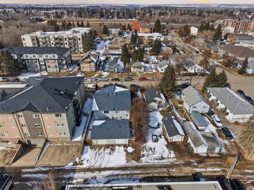 B-3621 51 Avenue, Red Deer, AB - Outdoor With View