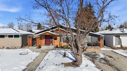 5750 41 Street Crescent  Red Deer, AB T4N 1B2