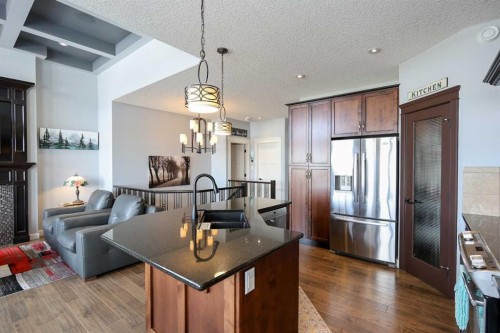146 Sutherland Close, Red Deer, AB - Indoor Photo Showing Kitchen With Stainless Steel Kitchen