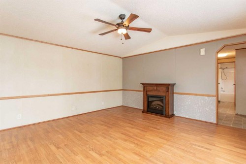 4905 Doncaster Avenue, Red Deer, AB 