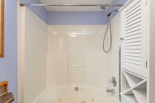 4905 Doncaster Avenue, Red Deer, AB 