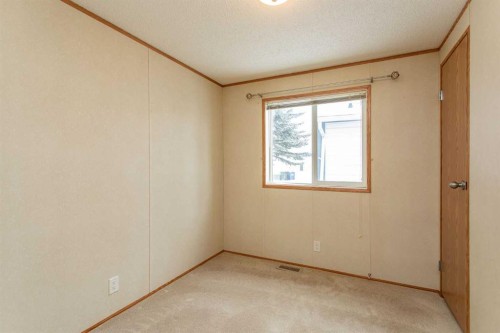 4905 Doncaster Avenue, Red Deer, AB 