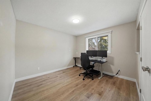 37301 Range Road 264, Rural Red Deer County, AB - Indoor Photo Showing Office
