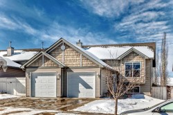 116 Old Boomer Road Sylvan Lake, AB T4S 2J1