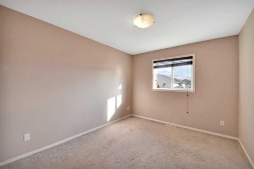 810 800 Ramage Close, Red Deer, AB - Indoor Photo Showing Other Room