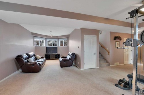 810 800 Ramage Close, Red Deer, AB - Indoor Photo Showing Gym Room