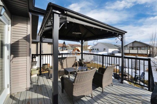 810 800 Ramage Close, Red Deer, AB - Outdoor With Exterior