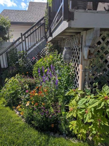 810 800 Ramage Close, Red Deer, AB - Outdoor