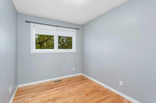 7 Nellis Avenue, Red Deer, AB - Indoor Photo Showing Other Room
