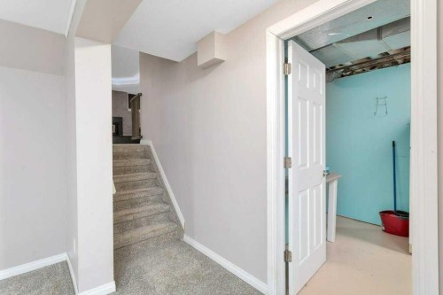 7 Nellis Avenue, Red Deer, AB - Indoor Photo Showing Other Room