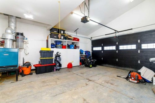 85 Oberlin Avenue, Red Deer, AB - Indoor Photo Showing Garage