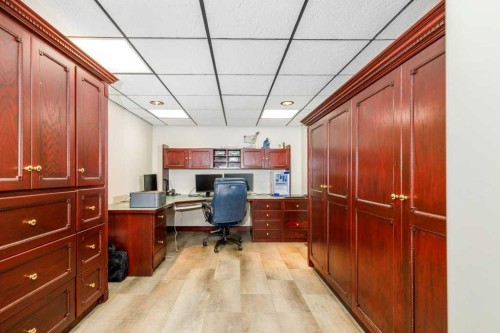 85 Oberlin Avenue, Red Deer, AB - Indoor Photo Showing Office