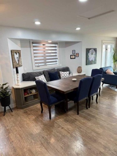 211 4 Avenue Se, Three Hills, AB - Indoor