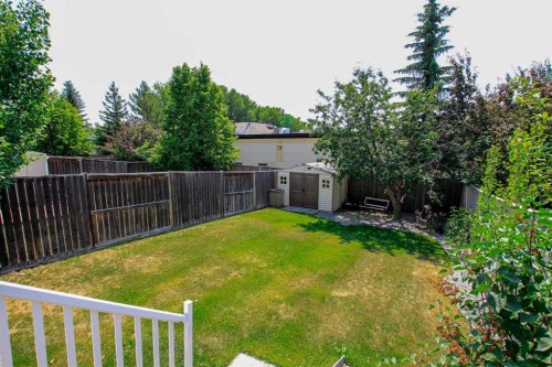 60 Arnold Close, Red Deer, AB - Outdoor