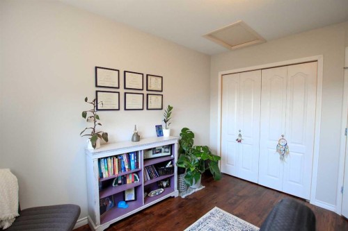 60 Arnold Close, Red Deer, AB - Indoor Photo Showing Other Room