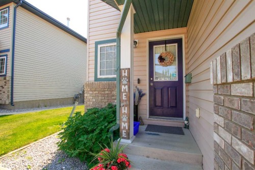 60 Arnold Close, Red Deer, AB - Outdoor With Exterior