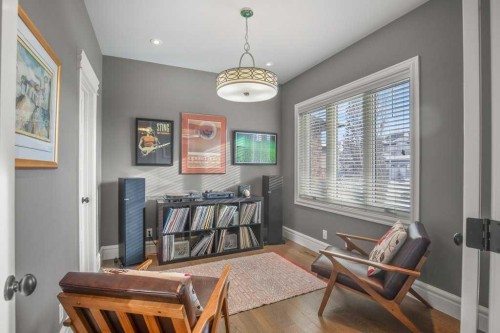 24 Sawyer Close, Red Deer, AB - Indoor Photo Showing Dining Room