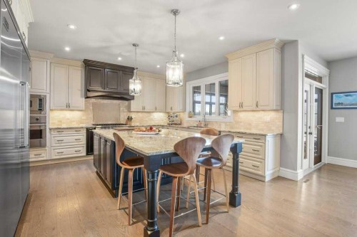 24 Sawyer Close, Red Deer, AB - Indoor Photo Showing Kitchen With Upgraded Kitchen