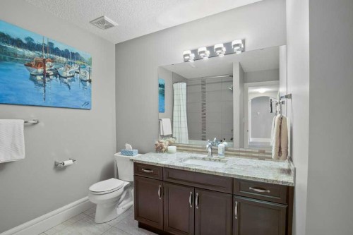 24 Sawyer Close, Red Deer, AB - Indoor Photo Showing Bathroom