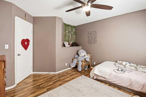 66 Jack Crescent, Red Deer, AB - Indoor Photo Showing Bedroom