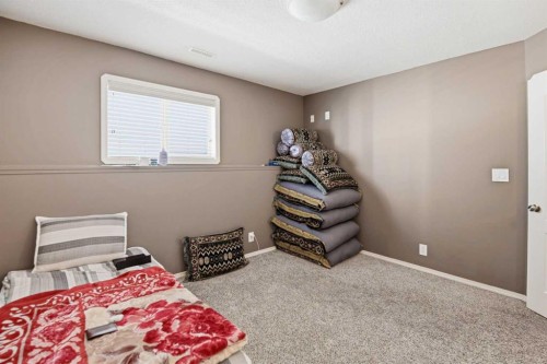 66 Jack Crescent, Red Deer, AB - Indoor Photo Showing Bedroom
