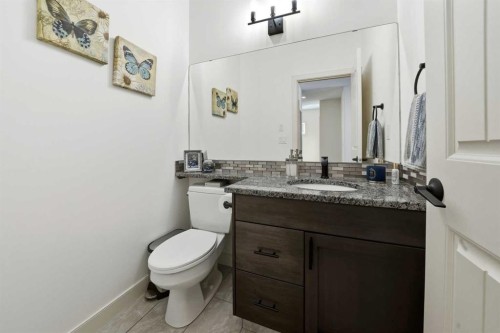 118 Viscount Drive, Red Deer, AB - Indoor Photo Showing Bathroom