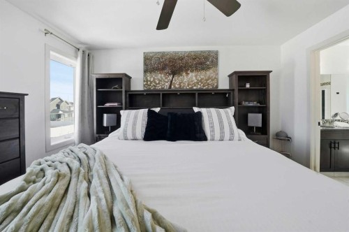 118 Viscount Drive, Red Deer, AB - Indoor Photo Showing Bedroom