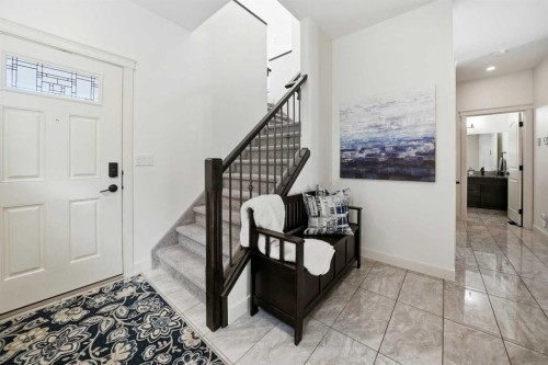 118 Viscount Drive, Red Deer, AB - Indoor Photo Showing Other Room