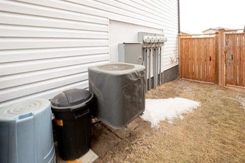 178 Ava Crescent, Blackfalds, AB - Outdoor With Exterior