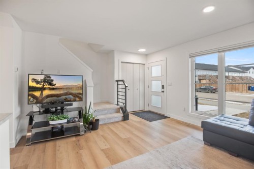 178 Ava Crescent, Blackfalds, AB - Indoor Photo Showing Other Room