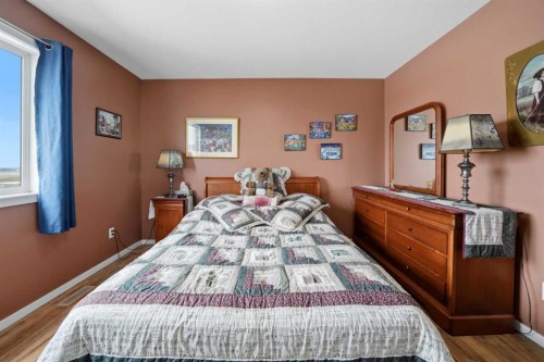 146 Truant Crescent, Red Deer, AB - Indoor Photo Showing Bedroom