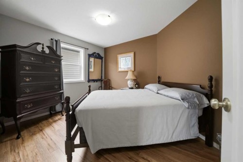 146 Truant Crescent, Red Deer, AB - Indoor Photo Showing Bedroom