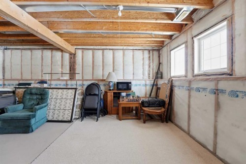 16 Lanterman Close, Red Deer, AB - Indoor Photo Showing Other Room