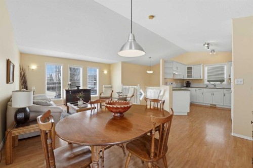 16 Lanterman Close, Red Deer, AB - Indoor Photo Showing Dining Room