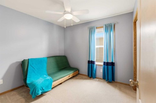 22 Mcdougall Close, Penhold, AB - Indoor