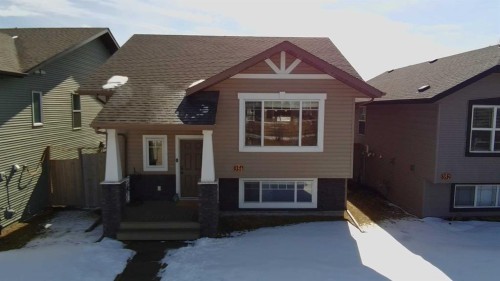 356 Kingston Drive  Red Deer, AB T4P 0H2