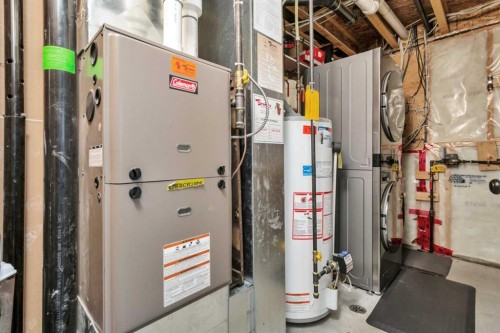 356 Kingston Drive, Red Deer, AB - Indoor Photo Showing Basement