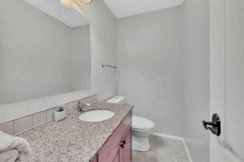 5317 50 Street, Bentley, AB - Indoor Photo Showing Bathroom
