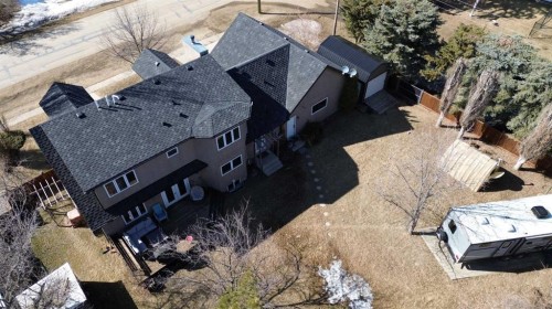 5317 50 Street, Bentley, AB - Outdoor