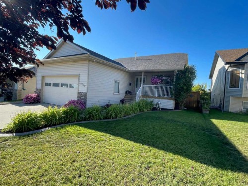 5645 Panorama Drive, Blackfalds, AB - Outdoor With Deck Patio Veranda